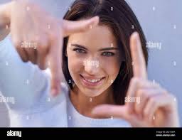 Inquadratura a dito immagini e fotografie stock ad alta risoluzione