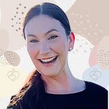 BIG NEWS! You're looking at the newest staff member of Des Moines  University Medicine and Health Sciences marketing team! I'm so grateful to  everyone who made my first week here so welcoming.