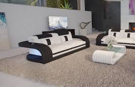 2 Sitzer Sofa Royal Bei Nativo Mobel Oesterreich Sofa Design 2 Sitzer Sofa Wohnzimmer Couch