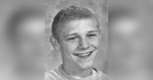 Jesse Lange's Instagram, Twitter & Facebook