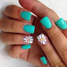19 cute summer nail designs for nail art beginners, pros, and everyone in between. 20 Chic Summer Nail Designs