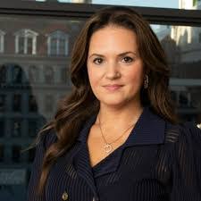 Lydia Hummel's Instagram, Twitter & Facebook