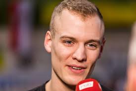Piotr lisek 5.72, z europejczyk wyżej w tym sezonie skakał tylko armand duplantis 2. Zweifach Weltmeister Sam Kendricks Will Den King Of Cottbus Argern Internationales Springer Meeting Cottbus