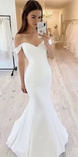 Going forward into 2019, the mermaid look bridges the gap between classic and modern, with a mermaid or trumpet wedding dress design provides shape and sophistication. 200 The Mermaid Gown Ideas In 2020 Wedding Dresses Mermaid Wedding Dress Bridal Gowns