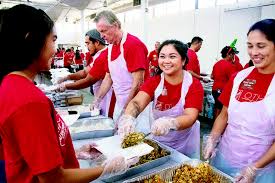 I love that my family's early afternoon dinner sets the stage for a big meal that we can casually linger over for hours. Salvation Army Replaces Large Annual Thanksgiving Meal In Hawaii With Pick Up Services Honolulu Star Advertiser