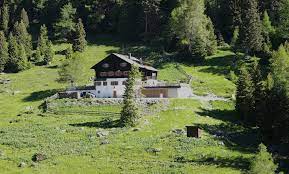 Meissner haus is a hotel in tyrol and has an elevation of 1883 metres. Meissner Haus Zustieg Von Muhltal Wanderung Alpenvereinaktiv Com