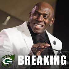 WELCOME BACK: Donald Driver Returns as Wide receivers coach to Push Packers  for Super Bowl Champion