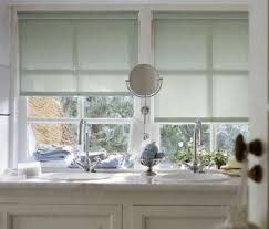 Vorhange rollos gardinen in grosser auswahl dezenter blickschutz oder effektive verdunkelung schiebegardinen. Rollo Dekorativer Licht Und Sichtschutz Living At Home