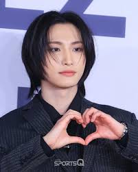 ATEEZ (에이티즈) & ATINY WORLDWIDE