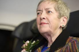 Couple weds midflight so mom with stage 4 cancer can attend