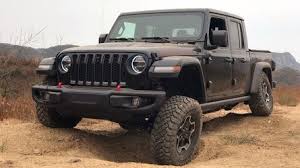 As cool as that is, we can't help but. Jeep Gladiator V8 And Phev Models Not Being Considered For Now