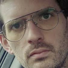 Derick Moreira (@derick_moreira)