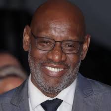 ITV The Chase Shaun Wallace surprises contestants at Hull University quiz  night