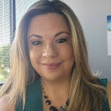 Candace Nolan's Instagram, Twitter & Facebook