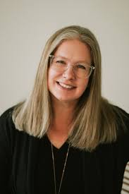 Angie Larson — Women Speakers Collective