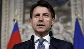 Non sappiamo molto sulla biografia della fidanzata di giuseppe conte, olivia paladino. Giuseppe Conte Moglie Compagna Olivia Eta Figlio Niccolo Vita Privata