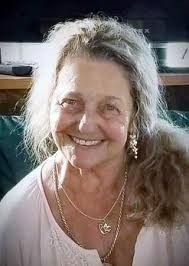 Pamela Mcelhinney's Instagram, Twitter & Facebook