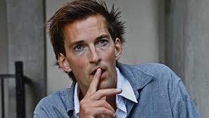 «Han är höger …»