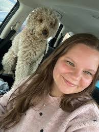 Ashleigh Wenzel's Instagram, Twitter & Facebook