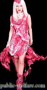 Das fleischkleid in dem die sängerin bei den mtv video music awards eine ihrer politisches statement? Details Zum Kleid Aus Fleisch Kultur 2021