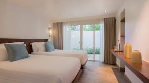 If you would like the recipient of your transfer to receive philippine pesos in cash at an agent location in the philippines, then the most competitive provider currently is remitly, with no transfer fees and a very. Luxus Poolvillen Mit Einem Schlafzimmer Am Strand