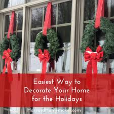Here are some ideas for using red and green to accent your home: Easiest Way To Decorate Your Home For Christmas Harvard Homemaker