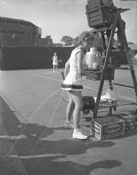 Lea pericoli, leggenda del tennis italiano, compie 86 anni. Lea Pericoli E I Suoi 80 Anni Tennis Amore Di Una Vita Sport Ansa It