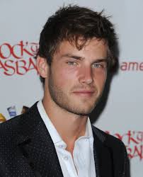 Pictures of Dylan McLaughlin, Picture #331908