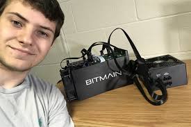Select the amount between 0.1 and 2 bitcoin and press start. College Students Using School S Free Electricity To Mine Bitcoin