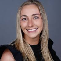 Shannon Geddes's Instagram, Twitter & Facebook