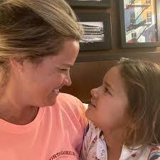 Stephanie Olson's Instagram, Twitter & Facebook