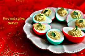 Prima di servirlo, puoi accertarti che sia. Uova Sode Ripiene Colorate Antipasto Natale Facile Uovo Sodo Perfetto