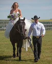 The couple does not have any children and lives happily on a farm ranch outside calgary, alberta. Amy And Ty S Heartland Wedding A Real Life Fairytale Uptv Com Uplifting Entertainment Family Movies Tv Amber Marshall Amber Marshall Wedding Heartland
