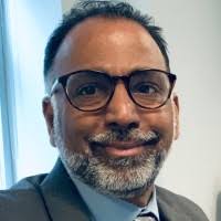 900+ perfiles de «Satish»