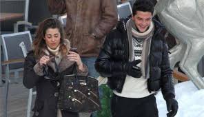 Le nozze si sono svolte a milano in forma ristretta e. Luigi Berlusconi Avvistato Con La Ex Fidanzata Si E Sposato Da Due Mesi