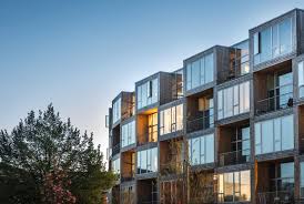 Big Builds Winding Wall Of Affordable Housing In Copenhagen Apartment Architecture Apartments Exterior Affordable Housing