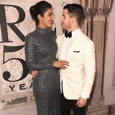 Priyanka chopra jonas (pronounced prɪˈjəŋkaː ˈtʃoːpɽaː; Priyanka Chopra And Nick Jonas Release Wedding Dress Pictures See Priyanka Chopra S Wedding Dress