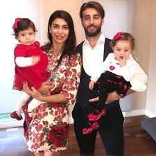 2,674 likes · 5 talking about this. Ebru Sanci Kocam Oyun Oynadigi Icin Ucuncuyu Yapamiyoruz