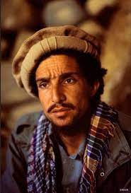 La confession de massoud (2013). 9 Septembre 2001 Assassinat Du Commandant Massoud Le Lion Du Panshir Photographie De Portraits Portrait Hommes Photographie