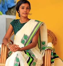 Formerly only white colors were used and later small embroidary and flowers started seen on kavani. Women Accessories Sarees For Women Ladies Accessories Devotionalstore