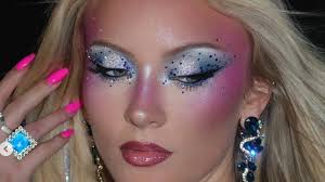 The clean girl aesthetic is dead ...