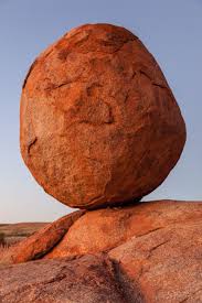 Dawn At Devils Marbles Australie Lieux Fantastiques Roadtrip