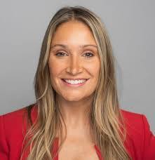 Kayla Hinkle's Instagram, Twitter & Facebook