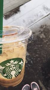 follow ig irdianasyahrani for more starbucks kahve fotograf