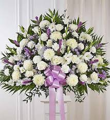 Funeral flower arrangements are a way to honor the deceased and provide a measure of comfort for the family. Same Day Flower Delivery In Westpark Oh Send Flowers