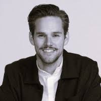 Louisa Ball's Instagram, Twitter & Facebook