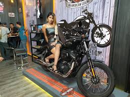 The information below was known to be true at the time the vehicle was manufactured. Harley Davidson Iron 883 Price In Nepal Specs Images Mileage