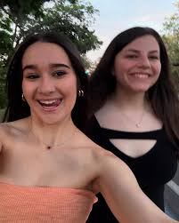 Lila Iwanowski (@lilaiwanowski) • Instagram photos and videos