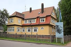 Weltkrieg den entschluss fasste, nach lambarene, afrika ehrenamtlich engagierte aufsichten und führer betreuen das haus während der öffnungszeiten und. Konigsfeld Weniger Sponsoren St Georgen Triberg Umgebung Schwarzwalder Bote