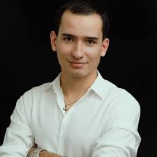 De MT, João cria joias, faz sucesso entre famosas e no mundo